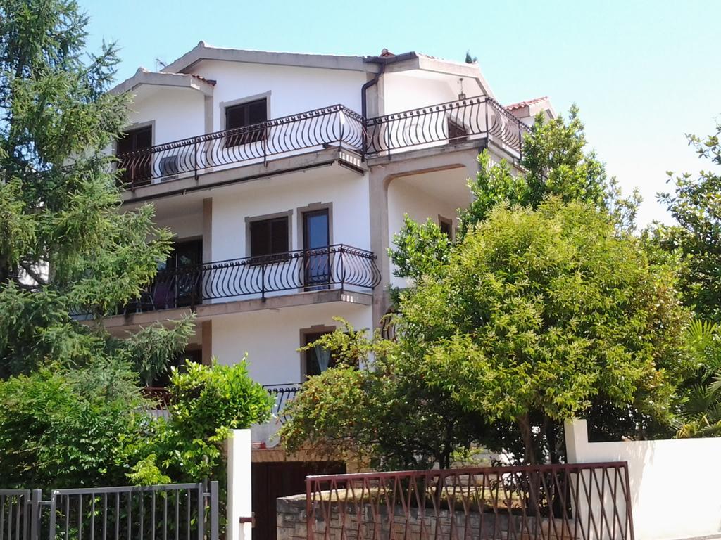 Apartments Lidija أوماغ المظهر الخارجي الصورة
